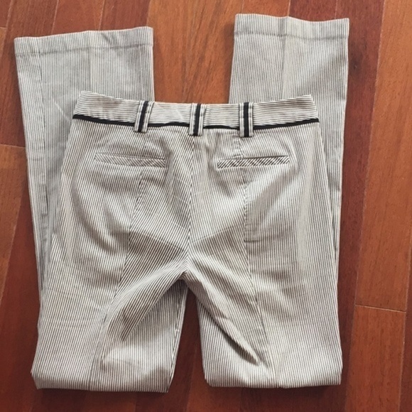 Nanette Lenore pants grey & white striped pants with ribboned detail in size 2 - Picture 2 of 6